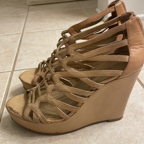 Nude BCBG Wedge Heels - Picture 5 of 9